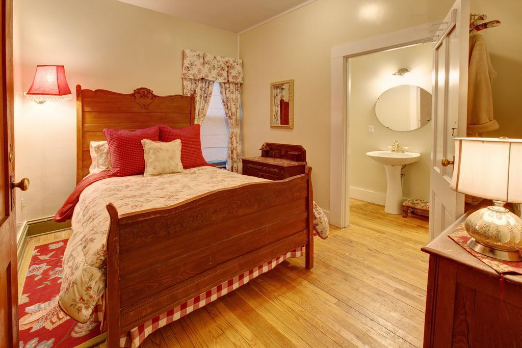 Margaretville Mountain Inn B&B Dış mekan fotoğraf
