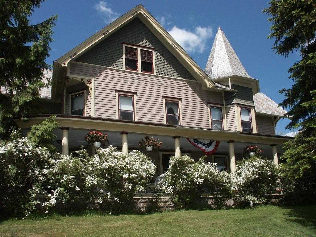 Margaretville Mountain Inn B&B Dış mekan fotoğraf